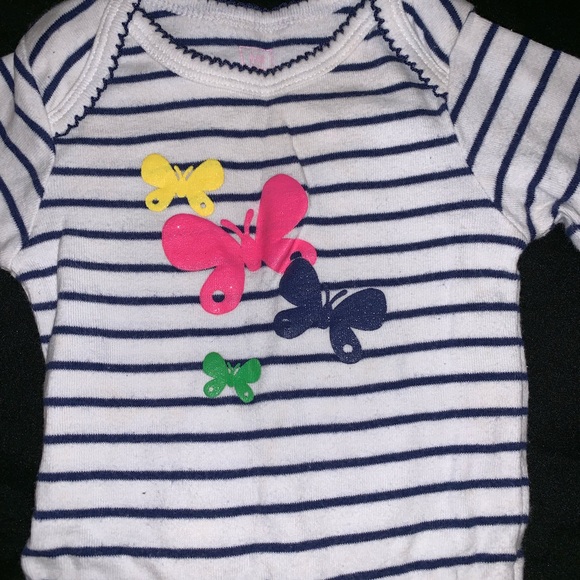 2 Girls Onesies sizes 3 & 6 mos - Picture 6 of 7